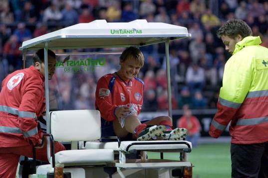 Björn Johansen skadades i 55: minuten