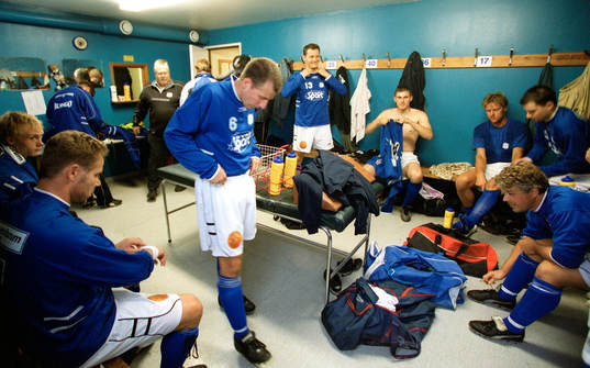Omklädningsrum, småklubbsfotboll