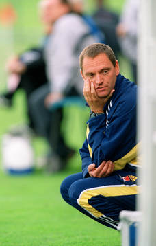 Fotboll, junior EM-kval, Roland Larsson, tränare, Sverige
