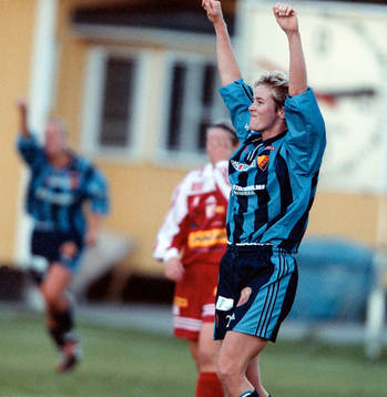 Fotboll dam, Svenska Cupen, Djurgården - Älvsjö. Karin