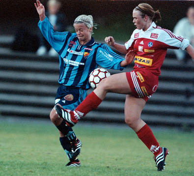 Fotboll dam, Svenska Cupen, Djurgården - Älvsjö. Karin