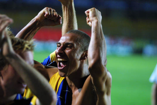 Henrik Larsson, Sverige jublar