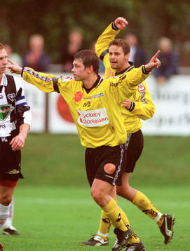 Bläddra bland fler bilder av Fotboll, Superettan, Mjällby - Sylvia