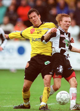 Peter Hiir-Salakka, Mjällby och Lars Åkerberg, Sylvia