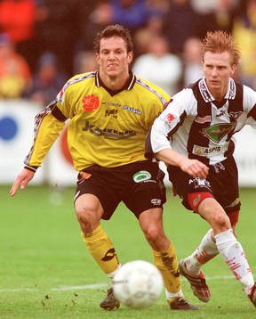 Peter Hiir-Salakka, Mjällby och Lars Åkerberg, Sylvia
