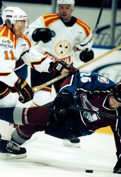 Per Mårs, Brynäs och Stephane Yelle, Colorado
