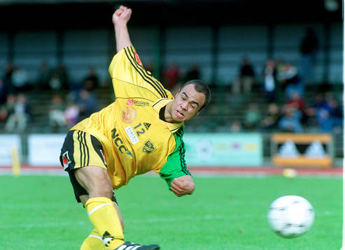 Fotboll IFK Hässleholm. Lagbild, jubel, småklubbsfotboll