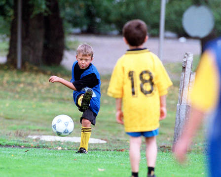 Fotboll Knatte IFK Hässleholm- Olympia, småklubbsfotboll