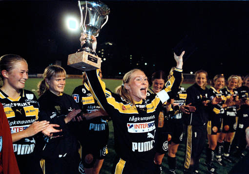 Fotboll, dam, Svenska Cupen final. Djurgården - Umeå.