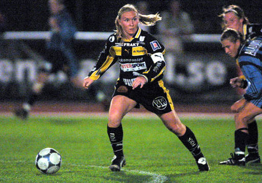 Fotboll, dam, Svenska Cupen final. Djurgården - Umeå.
