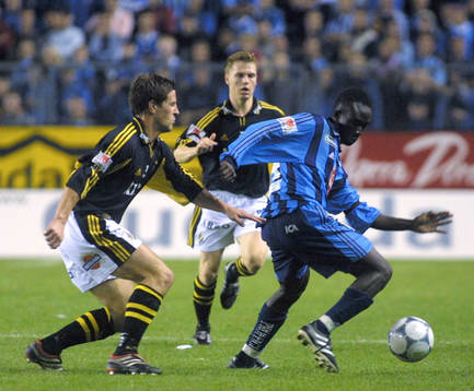 Jones Kusi-Asare, Djurgården och Thomas Lagerlöf, AIK