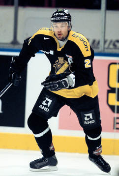 Ishockey, Elitserien. Toni Sihvonen, AIK