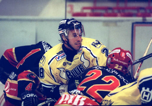 Johan Hult, HV 71