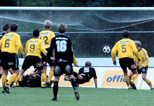 Fotboll, Superettan, Café Opera - Mjällby. Daniel
