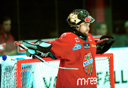 Ishockey, Tobias Lundstööm, Modo