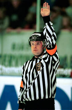 Ishockey, Ulf Gyllander, dommare, Örebro