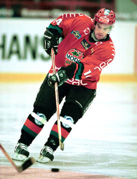 Ishockey, Peter Högardh, Modo