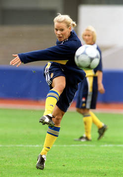 Fotboll, Anna Sjöström, Sverige