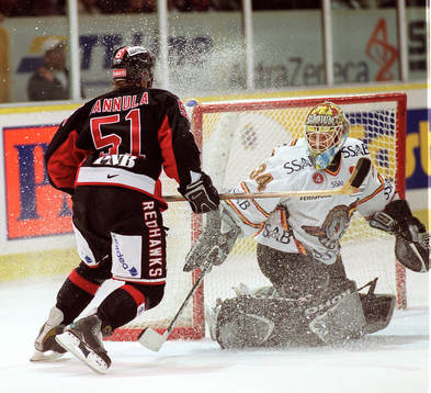 Mika Hannula, Malmö trycker in 5-3 målet bakom Luleås