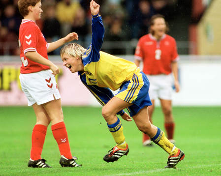 Debutanten Ulrika Björn, Sverige jublar