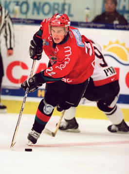 Joakim Lindström, Modo