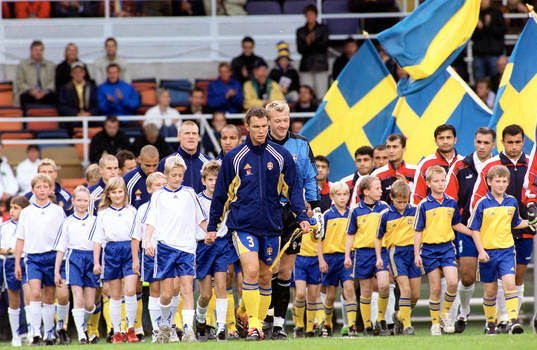 Inmarsch,  fanor, knatte, Sverige