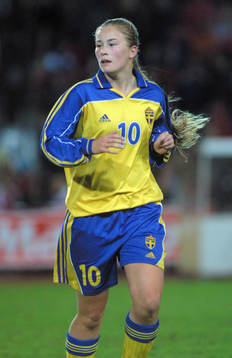 Emma Lindqvist, Sverige