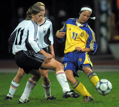 Johanna Almgren, Sverige och Barbara Muller och Alexandra