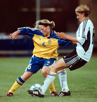 Sara Lindén, Sverige och ?, Tyskland