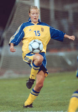 Josefine Öqvist, Sverige