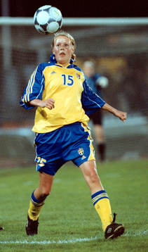 Josefine Öqvist, Sverige