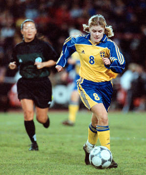 Madelene Göras, Sverige