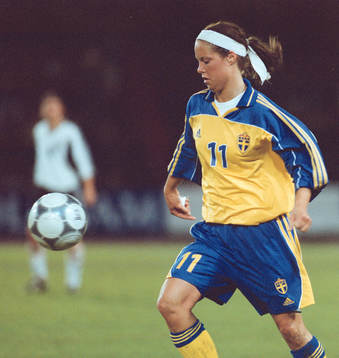Johanna Almgren, Sverige