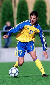 Fotboll P15, Labinot Harbuzi, Sverige