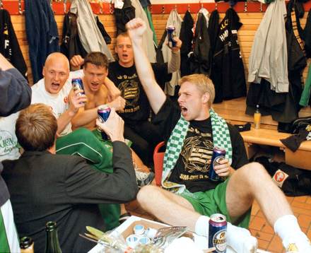 Hammarby Svenska Mästare. Fest i omklädningsrummet