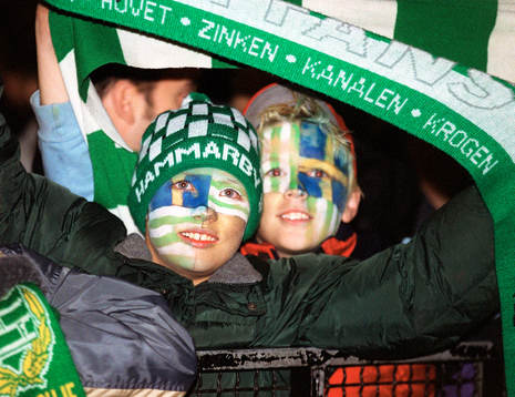 Fotboll, Hammarbys SM-guld firas av unga supporters