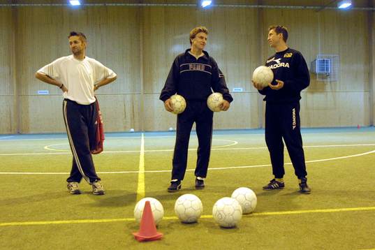 . T.v Nebojsa Novakovic, AIK, t.h Peter "Erra" Eriksson,