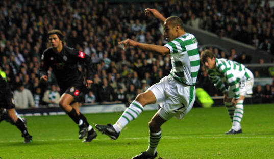 Henrik Larsson (Henke Larsson), Celtic gör ett straffmål