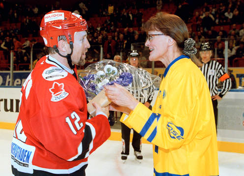 Meg Tiveus och Mike Stapleton, Kanada