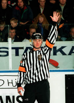 Ishockey, Elitserien, Marcus Vinnerborg, Domare