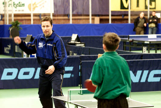 Jan-Ove Waldner, Sverige spexade