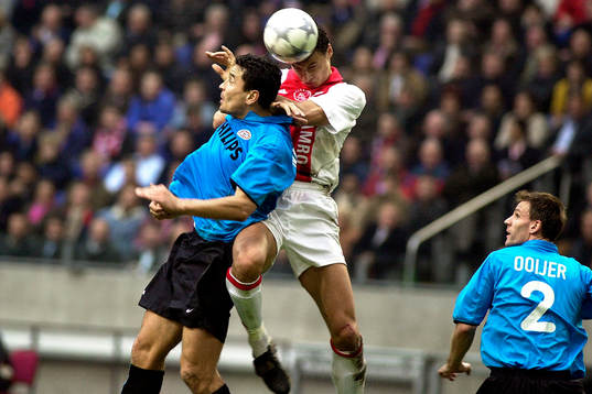 Zlatan Ibrahimovic, Ajax attackeras av Yuri Nikiforov och