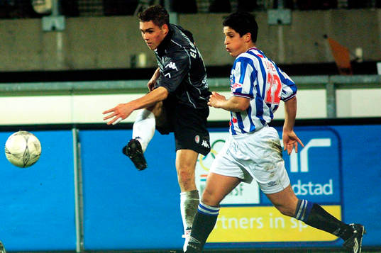 fotboll, holländsk, Heerenveen - feyenoord Johan Elmander,