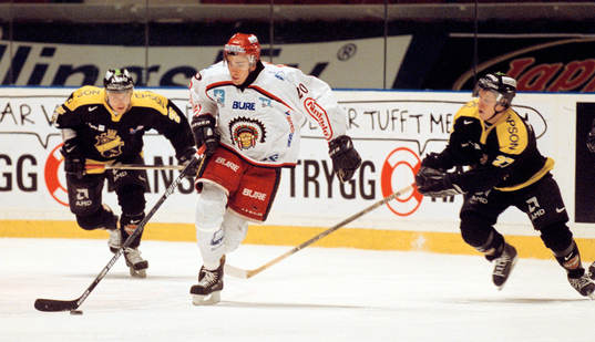 Joel Lundqvist, Frölunda och Michael Johansson och Peter