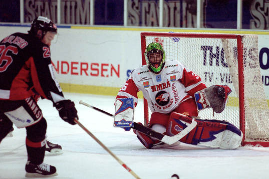 Mikael Wahlberg, Malmö och Kimmo Kapanen, målvakt Timrå