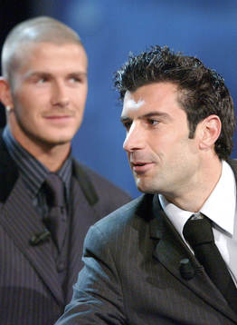 Luis Figo och David Beckham i bakgrunden