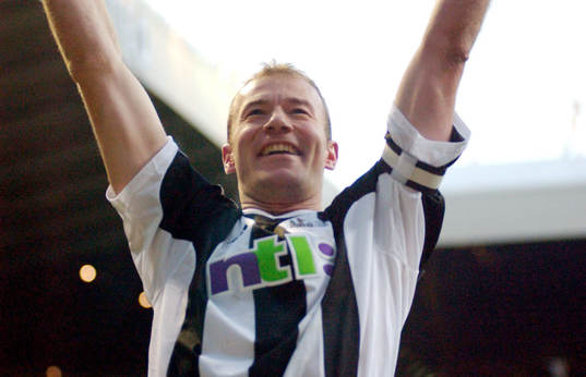 Fotboll, engelsk,  Alan Shearer, Newcastle, jubel