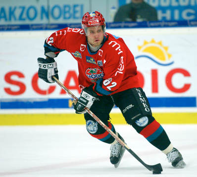 Mikael Wahlberg, Modo