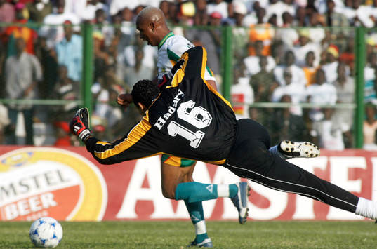 Diouf helt fri med El Hadary Hazem, Egypten