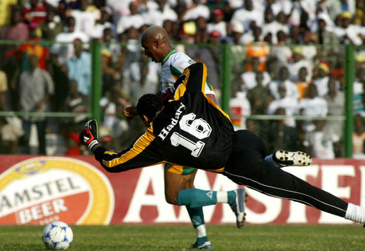 Egypten - Senegal. Diouf, Senegal missar ensam med El Hadary
